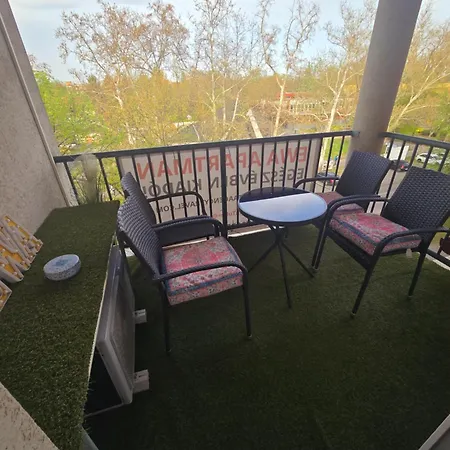 Lejlighed Tilla Apartman Hajduszoboszlo - Nyari Szezon Junius 1 - Augusztus 31